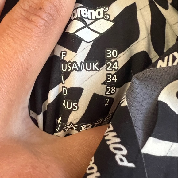 Arena Tech Suit - Picture 4 of 4